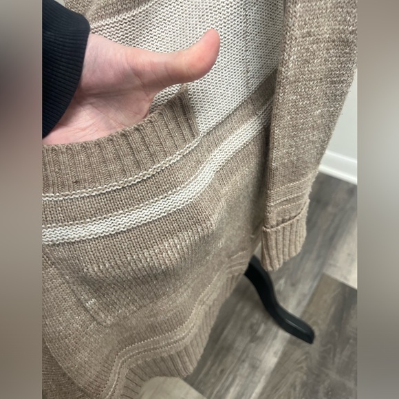 Y2k Long Striped Cardigan with Pockets! - Picture 6 of 15